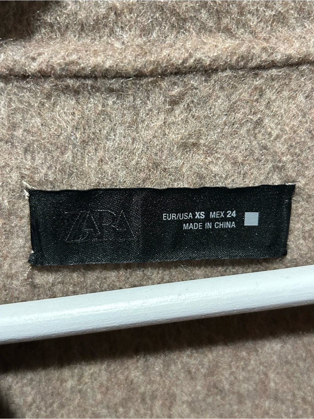 Zara Wool Blend Long Double-Breasted Coat in Taupe Beige , XS - Picture 6 of 9